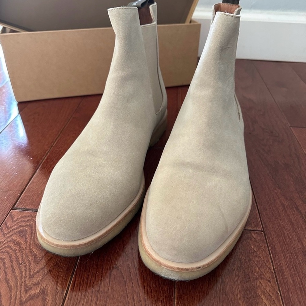 Men's New Republic Suede Chelsea Boots in Light Beige - Classic Slip-On Style
